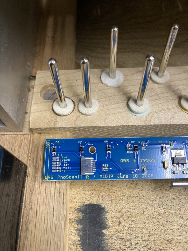 ローズピアノマークⅡ QRS社製MIDIキット取り付け Rhodes Piano Mark ⅡQRS MIDI kit ...